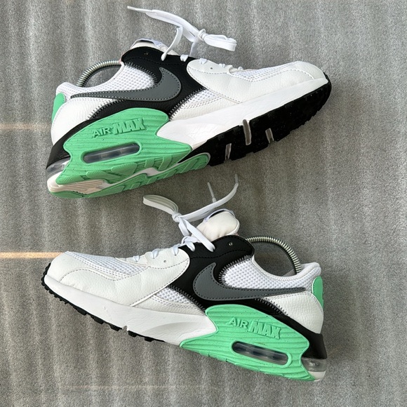 Nike Air Max Excee Women’s White Green Glow DM8346-100 Size 9.5 - Picture 2 of 7